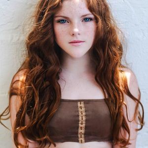 Meet your Posher, Tea lynn